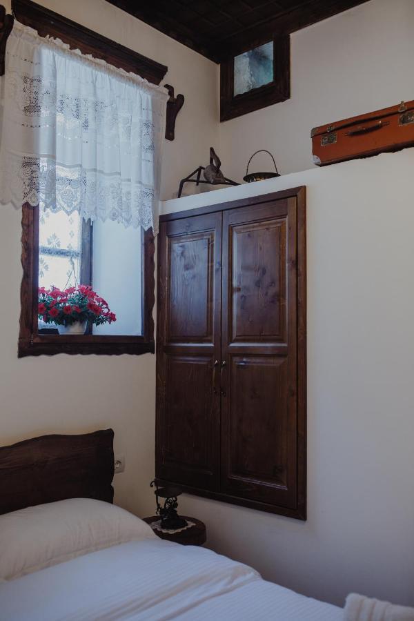 Tradita E Beratit Exterior foto